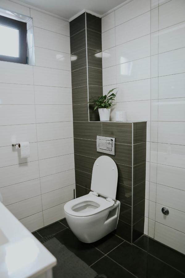 Gospić Apartman Nikola מראה חיצוני תמונה