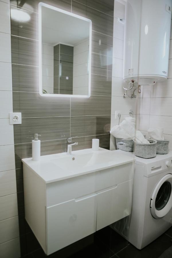 Gospić Apartman Nikola מראה חיצוני תמונה