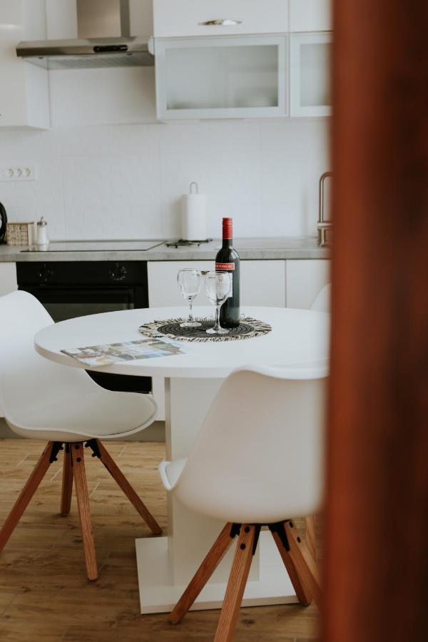 Gospić Apartman Nikola מראה חיצוני תמונה